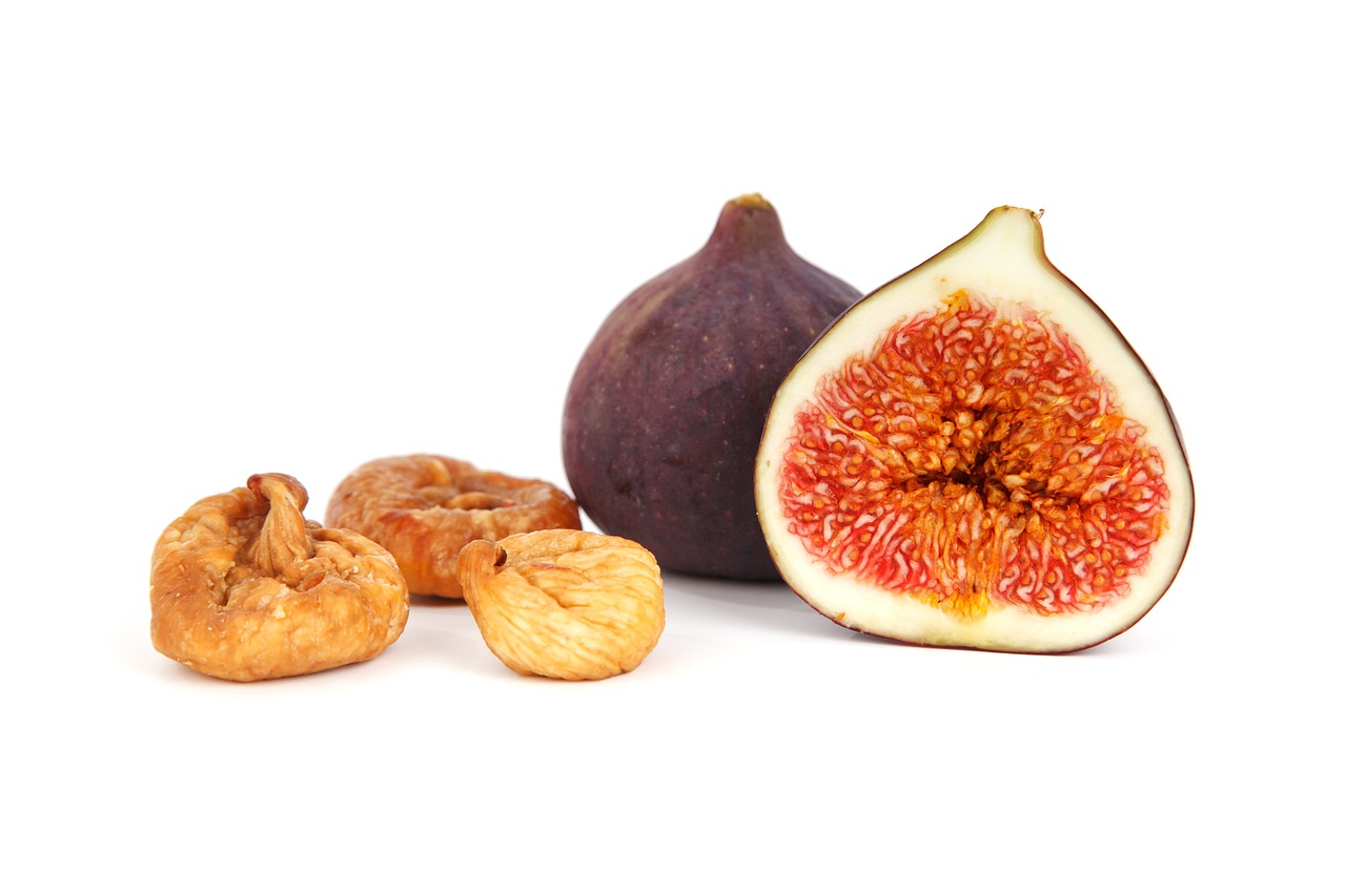 7 Amazing Health Benefits of Dried Figs